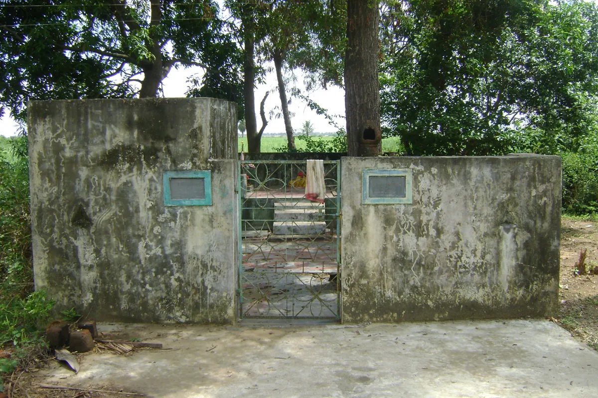Pavadai Kaliammankal Kovil